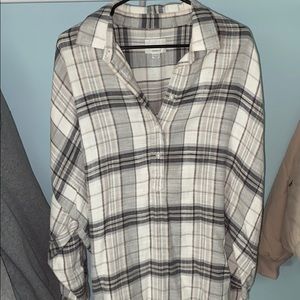American Eagle Oversized Fit 1/2 Button Up Flannel